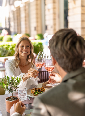 rose-tasting-experience-a-summer-evening-at-delice-la-brasserie